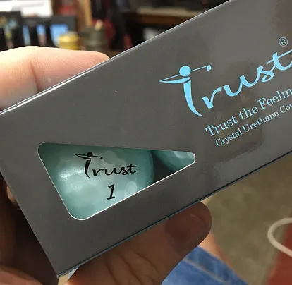 Trust 3 golf ball box